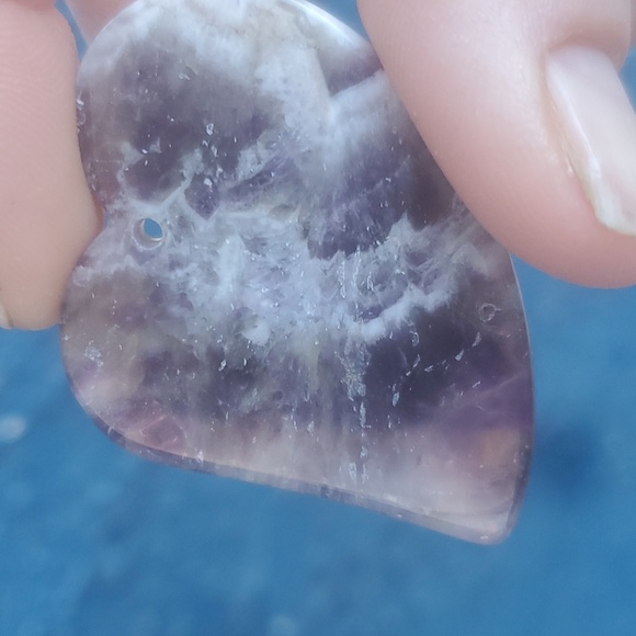 New Chevron Amethyst Heart Shaped Pendant. - Picture 16 of 16